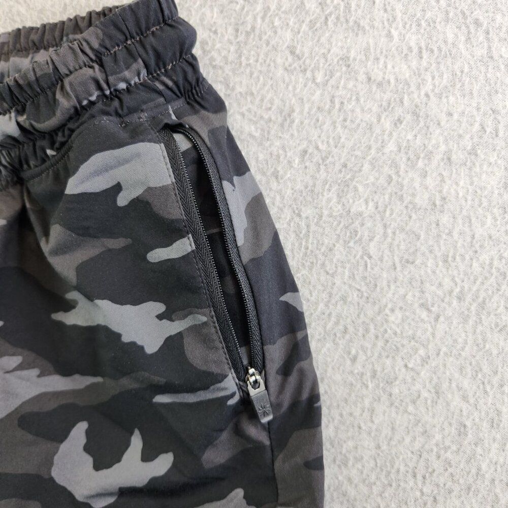 Athleta Girl Shorts Girls XXL Gray Camo All Play 3 Short Zip Pockets Athleisure - Picture 2 of 15